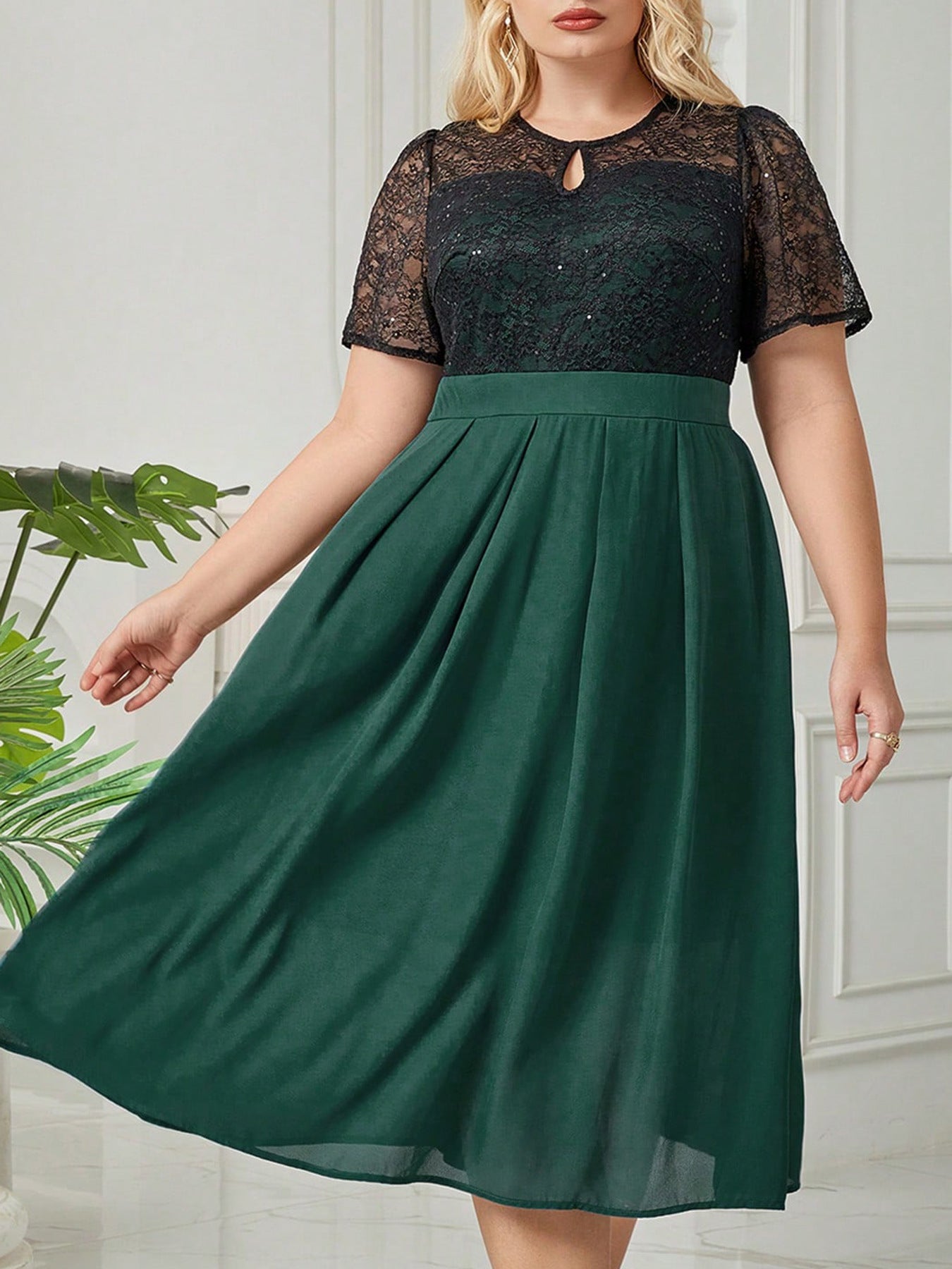 Short Sleeve Lace Stitching Elegant Plus Size Dress